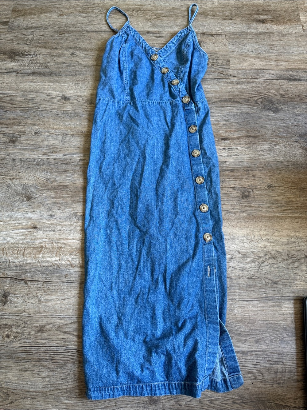 Universal Thread Denim Button-Front Midi Dress in Blue